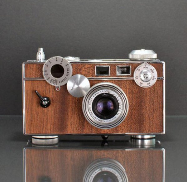 canon vintage rangefinder camera 2 • TheCoolist - The Modern Design
